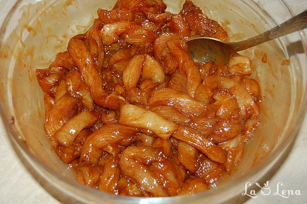 Noodles chinezești cu pui și legume - Pas 2