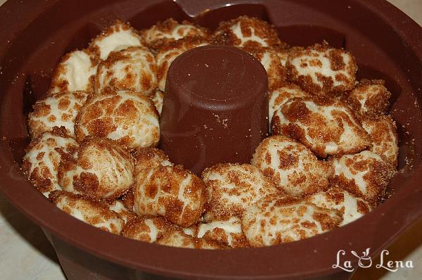 Pâinea maimuței (Monkey's Bread) - Pas 11