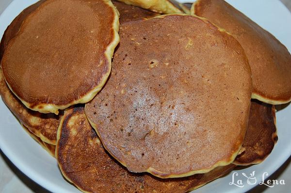 Pancakes cu dovleac si fructe uscate - Pas 9