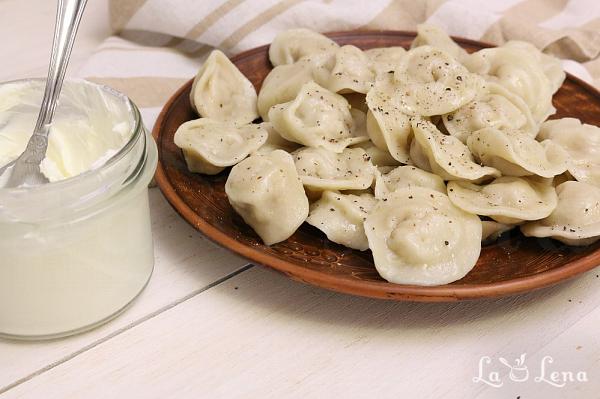 Pelmeni - Colțunași cu carne rusești - Pas 14