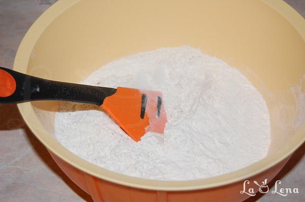 Pâine din 4 ingrediente, pentru începători - Pas 1