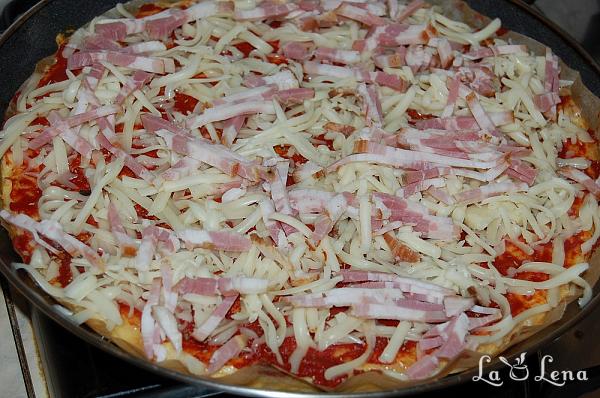 Pizza Low-Carb, sau Keto Pizza - Pas 10