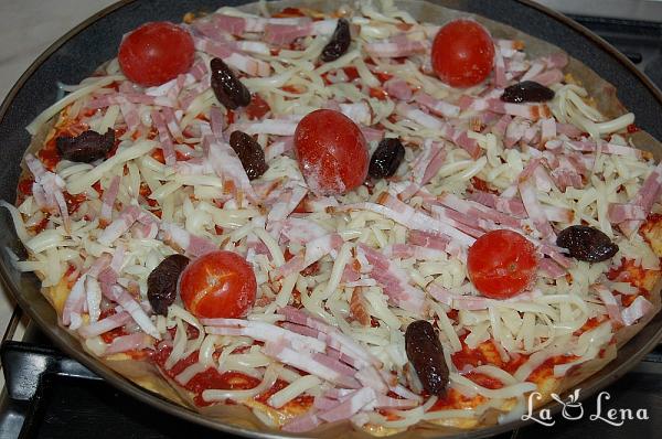 Pizza Low-Carb, sau Keto Pizza - Pas 11