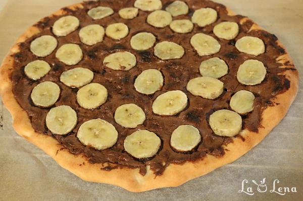 Pizza cu Nutella și banane - Pas 4