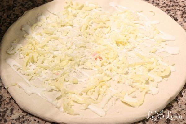 Pizza cu bacon și zucchini - Pas 4