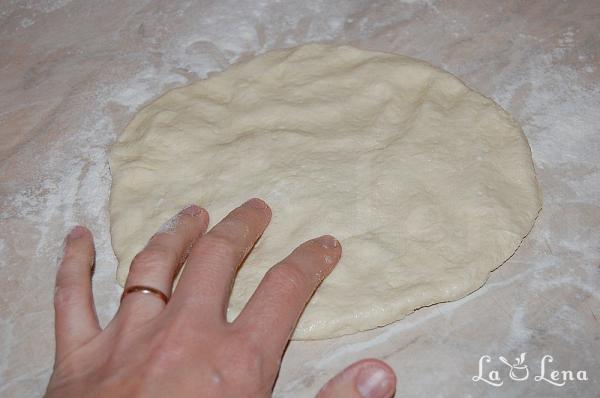 Pizza lui Gennaro, sau Pizza în stil italian - Pas 11