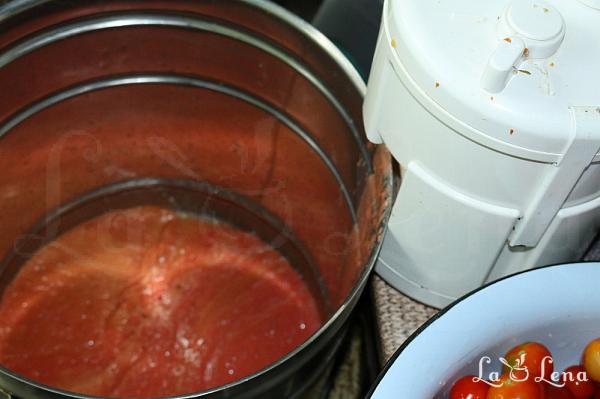 Povestea Sucului de Roșii - rețetă de familie - Pas 5