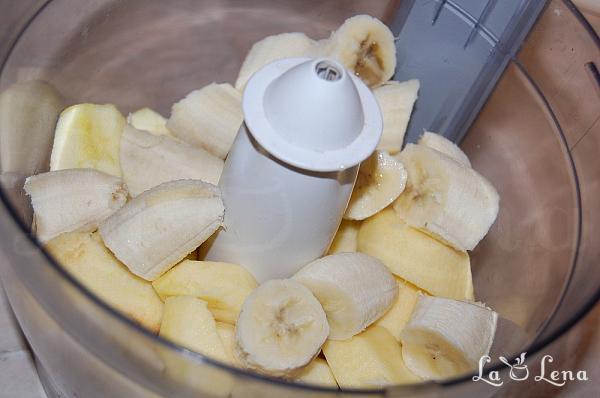 Prăjitură aromată cu mere și banane (de post) - Pas 1