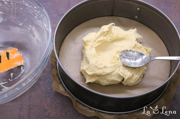 Prăjitură italiană cu ouă de ciocolată - Pas 5