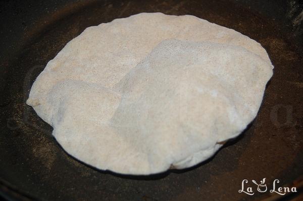 Roti (lipii indiene din făină integrală) - Pas 11