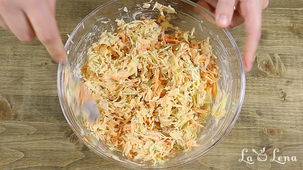 Salata Coleslaw cu iaurt - Pas 10