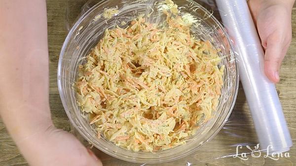 Salata Coleslaw cu iaurt - Pas 11