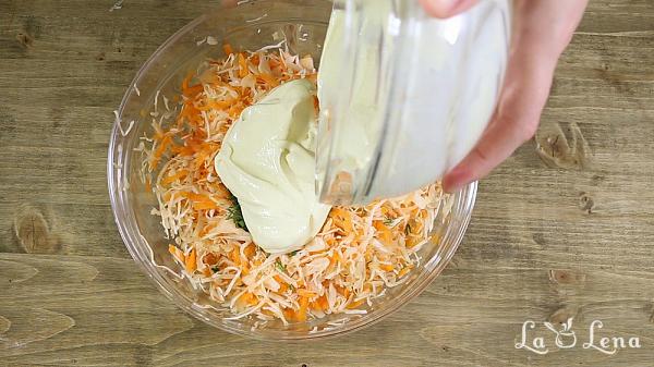 Salata Coleslaw cu iaurt - Pas 9