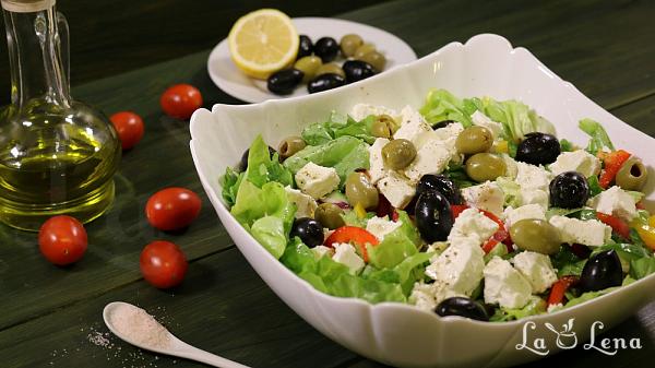 Salata Greceasca - Pas 13