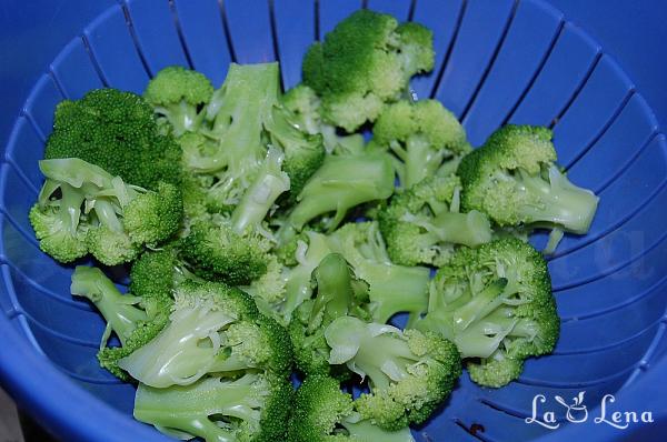 Salata de rosii cu broccoli - Pas 3
