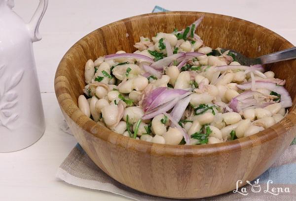 Salată italiană cu ton și fasole - Pas 4