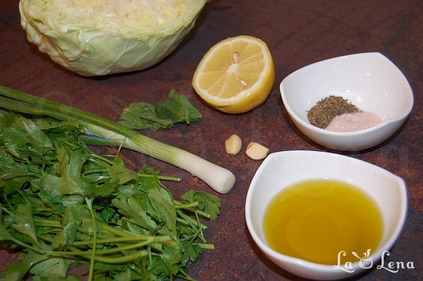 Salata libaneza de varza (Malfouf) - Pas 1