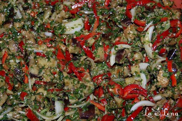 Salata picanta de vinete si legume - Pas 9