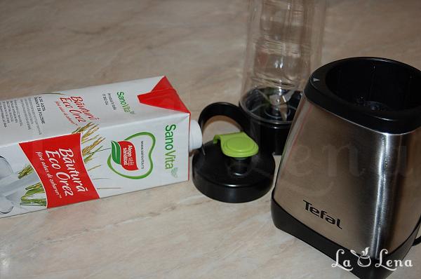 Smoothie cu avocado și ciocolată - Pas 1