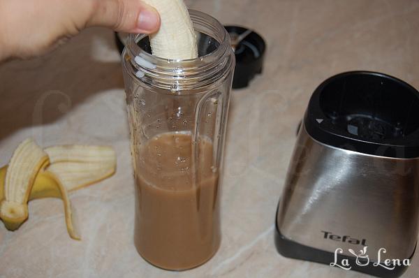 Smoothie cu avocado și ciocolată - Pas 5