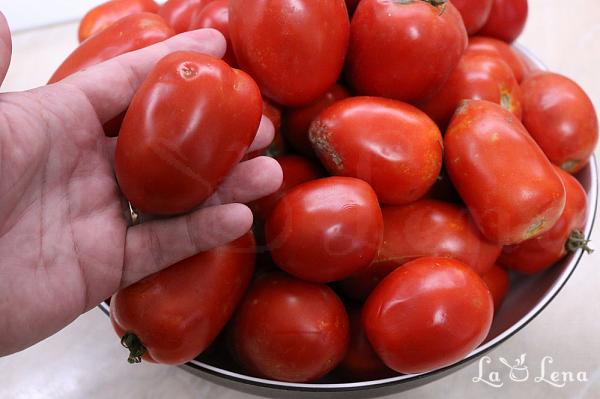 Sos din roșii de sezon, la borcan - Pas 1