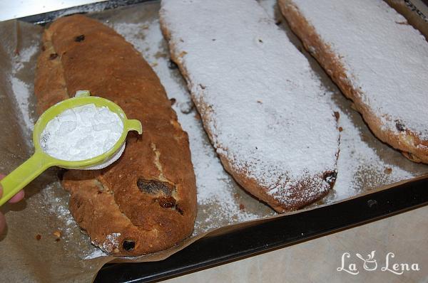 Stollen rapid cu brânză - Pas 14