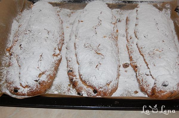 Stollen rapid cu brânză - Pas 15
