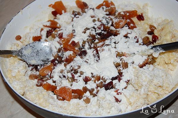 Stollen rapid cu brânză - Pas 6