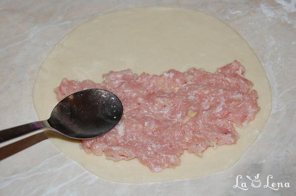 Şuberek cu carne sau brânză - Pas 13