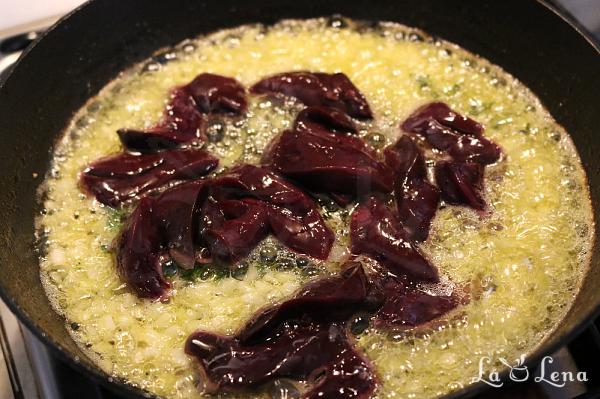 Terină de pui cu merișoare și fistic - Pas 2