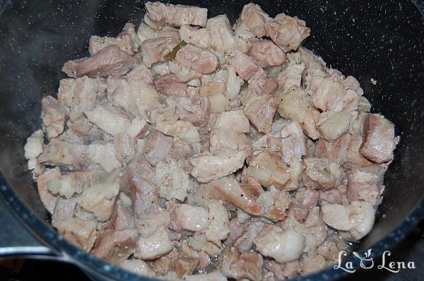 Tochitură de porc, ca la bunica - Pas 6