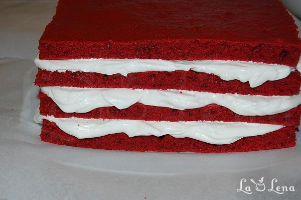 Tort Red Velvet, variantă rapidă - Pas 17
