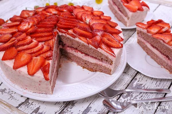 Tort cu Căpșuni - Pas 23