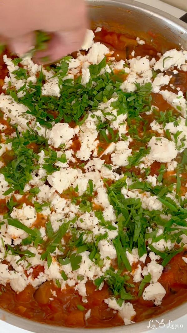 Vinete Saganaki - Pas 10