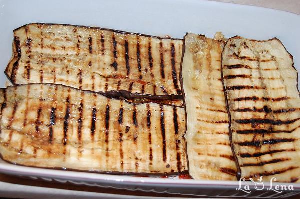 Vinete gratinate cu sos de roșii și cașcaval (Melanzane alla Parmigiana) - Pas 8