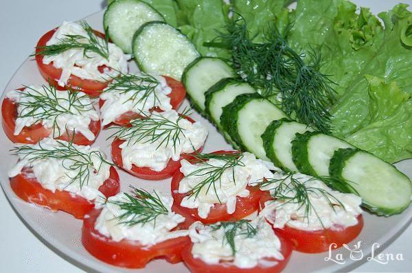 Aperitiv de roșii cu cașcaval și usturoi
