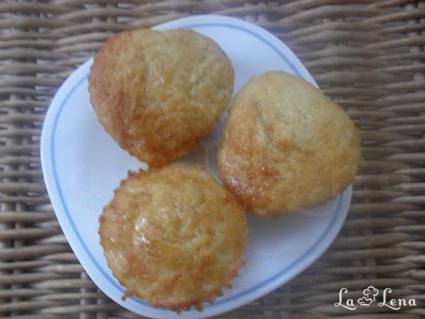 Brioșe cu pere