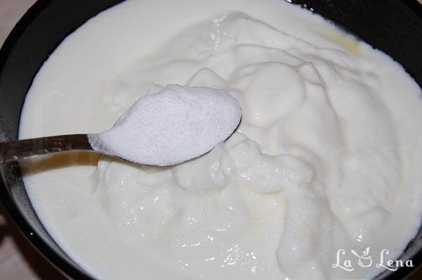 Chec cu mălai (Cornmeal Bread) - Pas 3