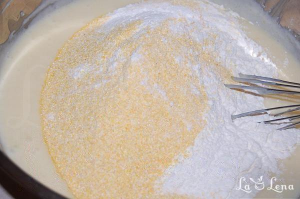 Chec cu mălai (Cornmeal Bread) - Pas 5