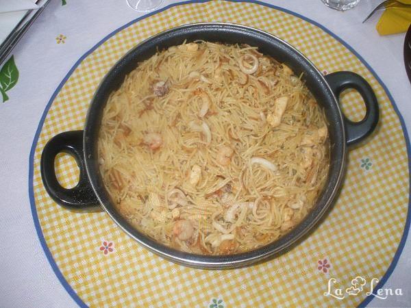 Fideuà