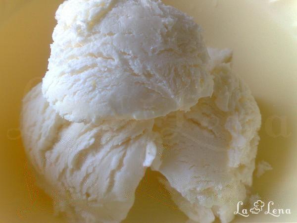 Înghețată cu lemon curd