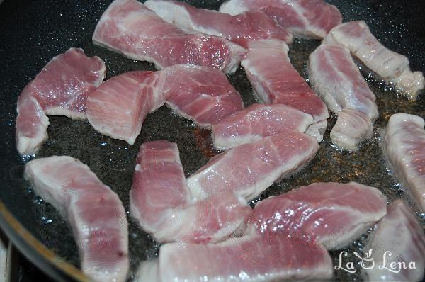 Mâncare de cartofi cu carne - Pas 1