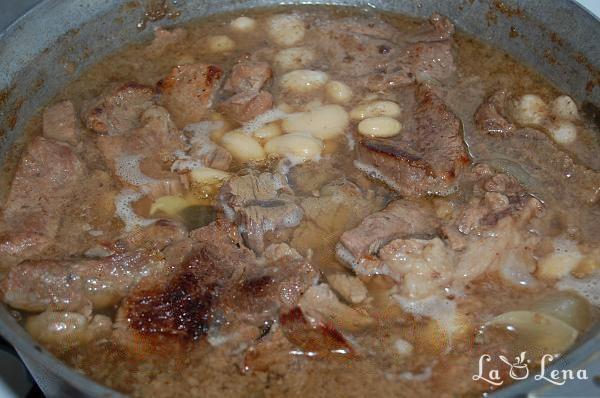 Mâncare de fasole scăzută cu carne de vită și legume - Pas 5