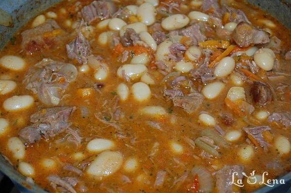 Mâncare de fasole scăzută cu carne de vită și legume - Pas 9