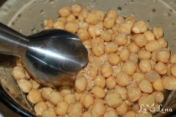 Pate de naut (Hummus) - Pas 2