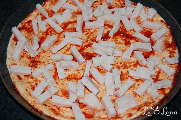 Pizza cu ananas și șuncă de pui - Pas 5