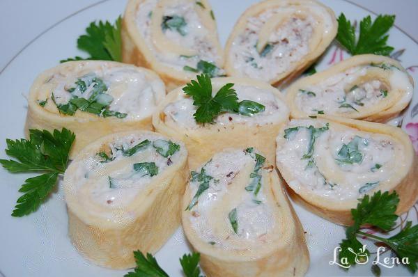 Ruladă cu omletă și piept de pui - Pas 11