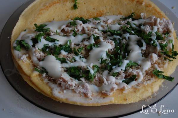 Ruladă cu omletă și piept de pui - Pas 9