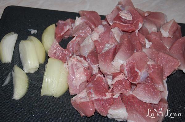 Rulouri cu carne și aluat - Pas 1