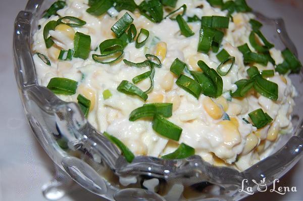 Salata cu piept de pui, omleta si porumb - Pas 12